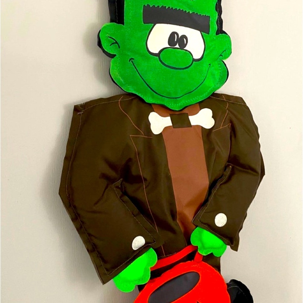 Vintage Windsock, Frankenstein Wind Hanger Outdoor/Indoor NEW - Picture 3 of 4